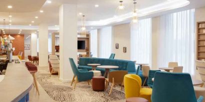 Beautiful hotel workspace perfect for co-working at the Hampton by Hilton Manchester Northern Quarter.