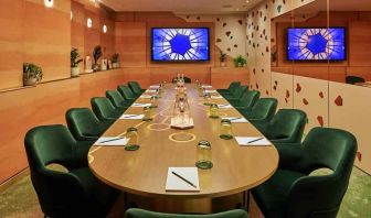 Meeting room with comfortable chairs at the Hilton London Bankside.