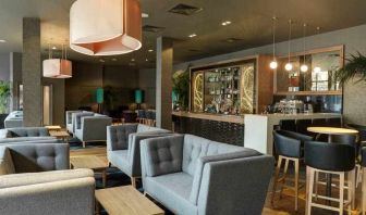 Lobby workspace with sofas at the DoubleTree by Hilton Edinburgh City Centre.