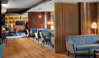 spacious yet cosy lounge and coworking space at DoubleTree by Hilton London ExCel.