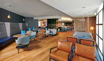 spacious and comfortable lounge area ideal for coworking at DoubleTree by Hilton London ExCel.