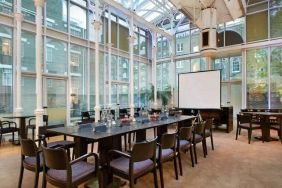 Beautiful and bright hotel workspace at the Hilton London Euston.