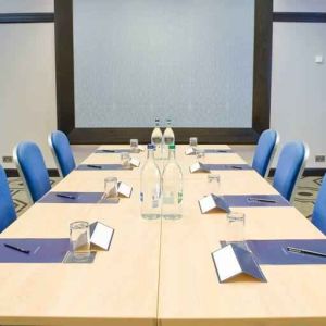 Small meeting room at the Hilton London Gatwick Airport.