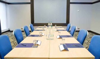 Small meeting room at the Hilton London Gatwick Airport.