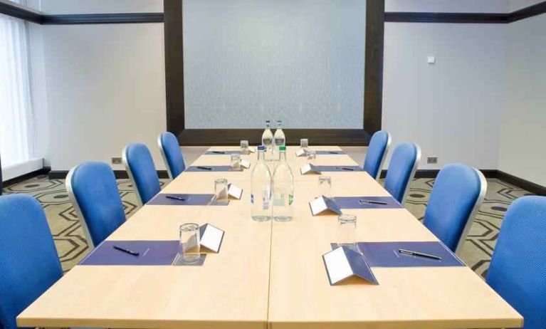 Small meeting room at the Hilton London Gatwick Airport.