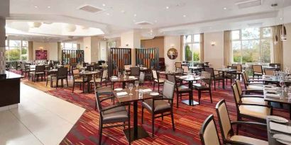 Restaurant area perfect for co-working at the DoubleTree by Hilton Dartford Bridge.