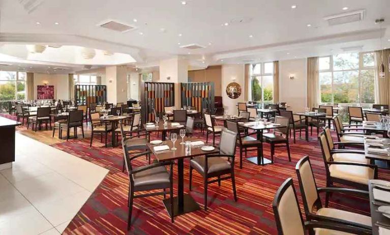 Restaurant area perfect for co-working at the DoubleTree by Hilton Dartford Bridge.