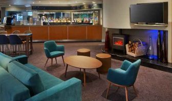 Comfortable lobby workspace at the DoubleTree by Hilton Manchester Airport.