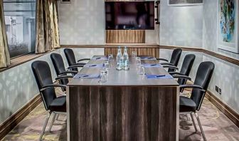 Elegant small meeting room at the Hilton London Kensington.