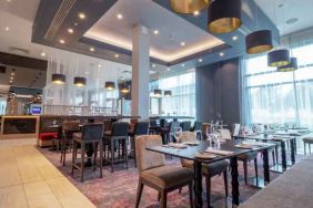 Restaurant area perfect for co-working at the Hilton Garden Inn Birmingham Airport UK.