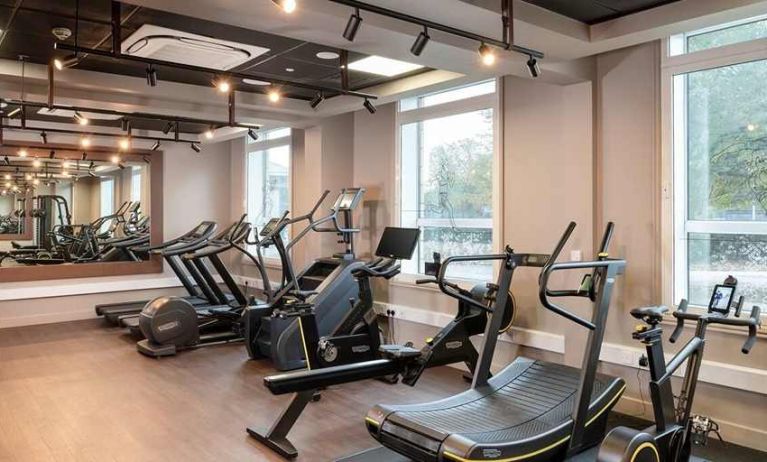 well equipped fitness center at Hilton Garden Inn London Heathrow Airport.