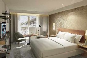 Lincoln Plaza London, Curio Collection By Hilton