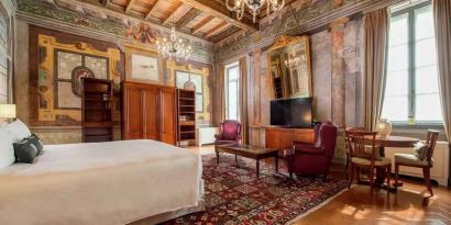 Beautiful king suite with working station at the Grand Hotel Villa Torretta Milan Sesto, Curio Collection.