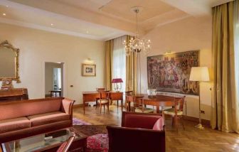 Comfortable living room perfect as workspace at the Grand Hotel Villa Torretta Milan Sesto, Curio Collection.