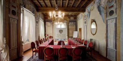 Meeting room with u shape table at the Grand Hotel Villa Torretta Milan Sesto, Curio Collection.