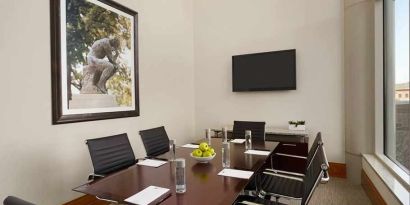 professional and bright-lit meeting room ideal for all business meetings at Homewood Suites by Hilton University City Philadelphia, PA.