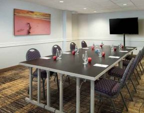 professional meeting room ideal for all business meetings at DoubleTree by Hilton Hotel San Diego - Hotel Circle.