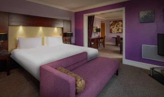 Spacious king suite at the Hilton Belfast Templepatrick Golf & Country Club.