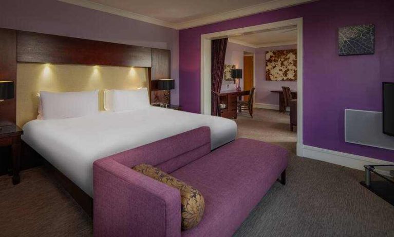 Spacious king suite at the Hilton Belfast Templepatrick Golf & Country Club.