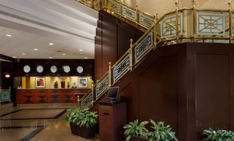 Crowne Plaza Englewood, Englewood (NJ)