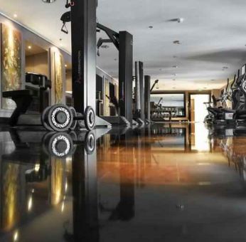 Fully equipped fitness center at the Hilton Evian-les-Bains.