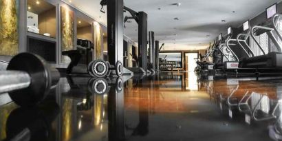 Fully equipped fitness center at the Hilton Evian-les-Bains.