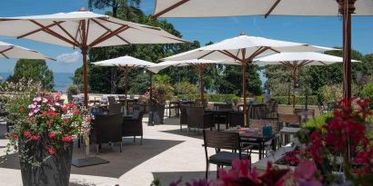 Outdoor patio perfect for co-working at the Hilton Evian-les-Bains.