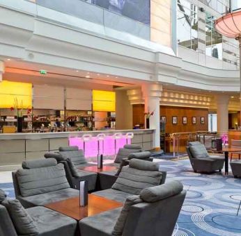 Comfortable lobby workspace at the Hilton Paris Charles de Gaulle Airport.