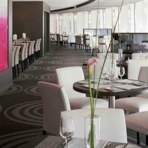 Dining area suitable as workspace at the Hilton Paris La Defense.