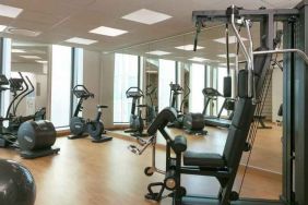 Fully equipped fitness center at the Hilton Garden Inn Bordeaux Centre.