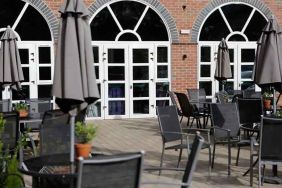 stunning outdoor terrace ideal as a coworking space at DoubleTree by Hilton York.