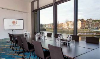 Meeting room with view at the DoubleTree by Hilton Amsterdam Centraal Station.