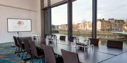 Meeting room with view at the DoubleTree by Hilton Amsterdam Centraal Station.