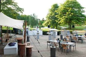 Outdoor patio perfect for co-working at the DoubleTree by Hilton Royal Parc Soestduinen.