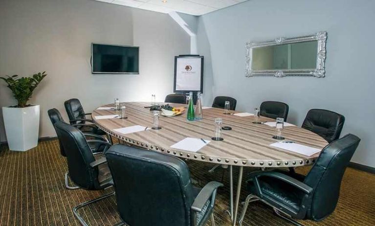 professional meeting room at DoubleTree by Hilton Bristol South - Cadbury House.