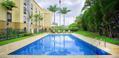 beautiful outdoor pool at Hampton Inn & Suites by Hilton San Jose-Airport.