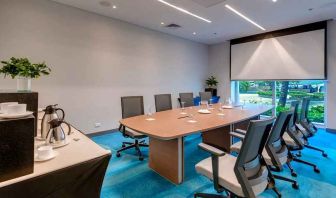 professional meeting room at Hilton Cartagena Hotel.