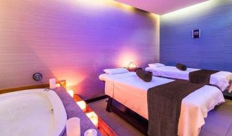 luxurious day spa available at DoubleTree by Hilton Bogota Salitre AR.