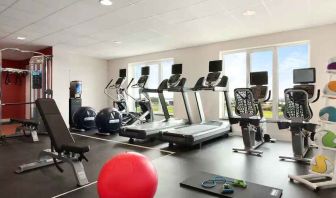 Fully equipped fitness center at the Hilton Garden Inn Leiden.