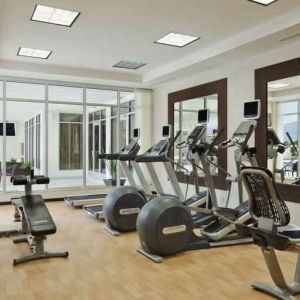 Fitness center with treadmills at the Hilton Garden Inn Tuxtla Gutierrez.