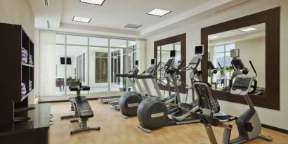 Fitness center with treadmills at the Hilton Garden Inn Tuxtla Gutierrez.