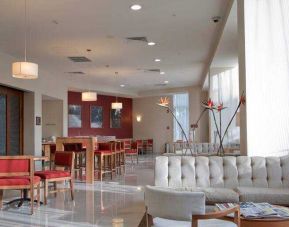 Lobby workspace perfect for co-working at the Hampton Inn by Hilton Guadalajara/Expo Jalisco Mexico.