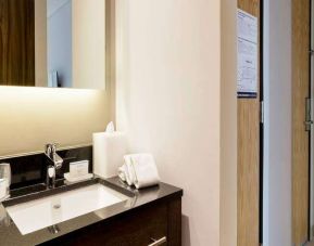 Bathroom at the Hampton Inn by Hilton Cancun Cumbres.