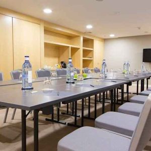 professional meeting room ideal for all business meetings at Hilton Barcelona.