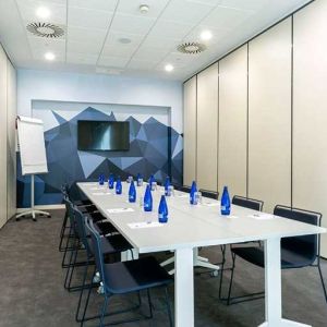 professional meeting room at Hampton by Hilton Alcobendas Madrid.