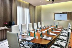 Elegant meeting room at the DoubleTree by Hilton Doha - Old Town.