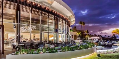 Outdoor patio suitable for co-working at the Caribe Hilton.