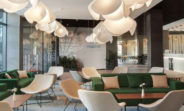 Comfortable lobby workspace at the Hampton by Hilton Lublin.