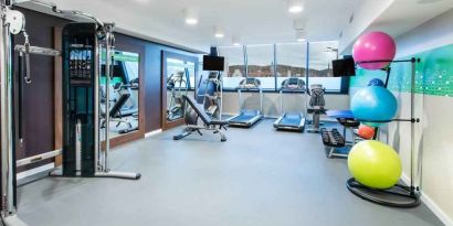 Fully equipped fitness center at the Hampton by Hilton Gdansk Oliwa.