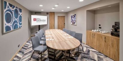 professional meeting room for all business meetings at Hilton Garden Inn Bucharest Airport.